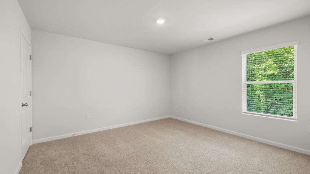 517 Oak View Lane Dallas, GA 30157 - Photo 31 of 41 a view of an empty room with a window