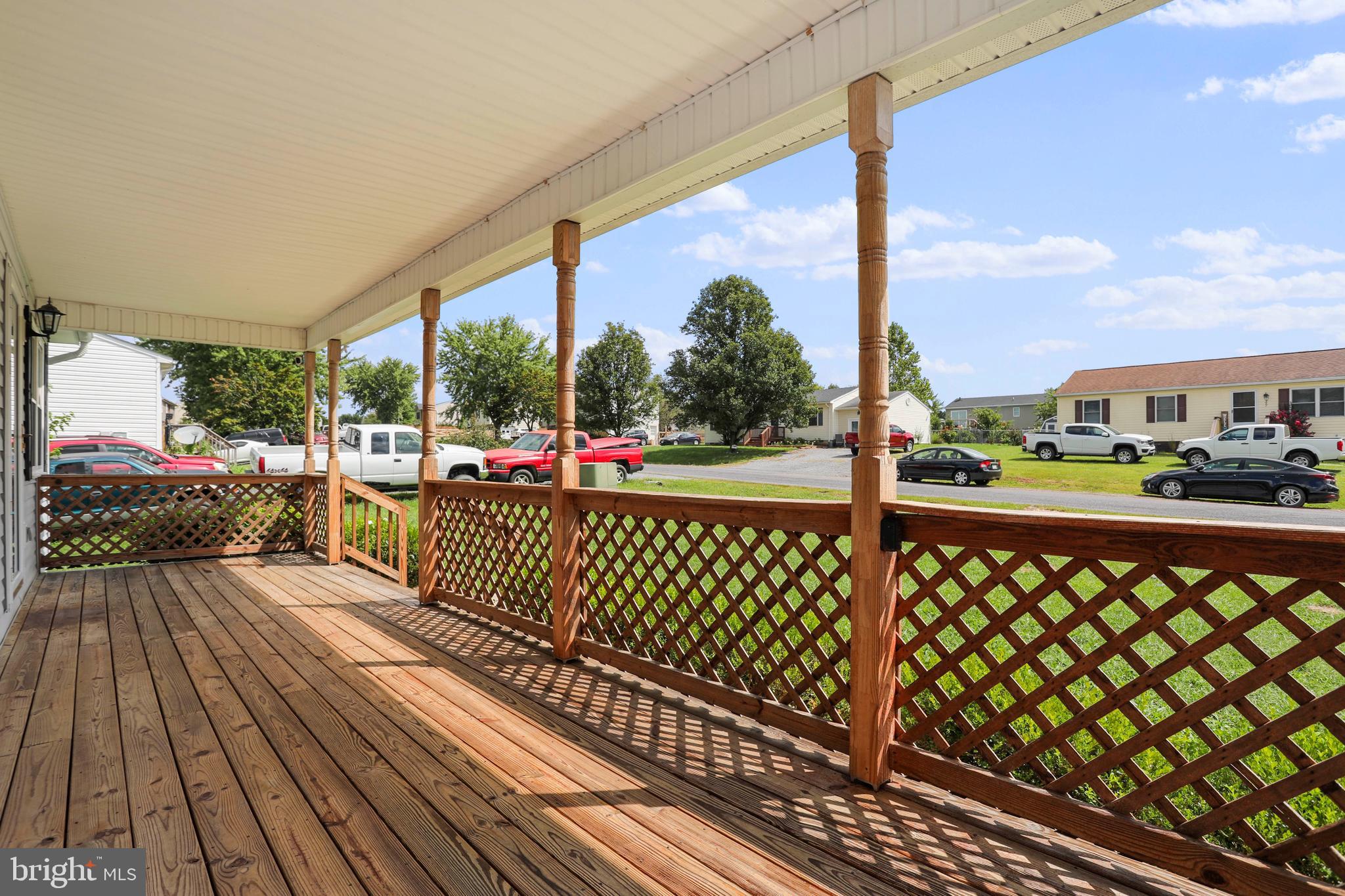 98 Greenleaf Road Strasburg, VA 22657 - Photo 6 of 37 Covered front porch