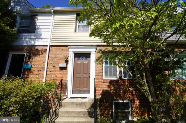 $2,975 | 2161 North Brandywine Street, Arlington, VA 22207