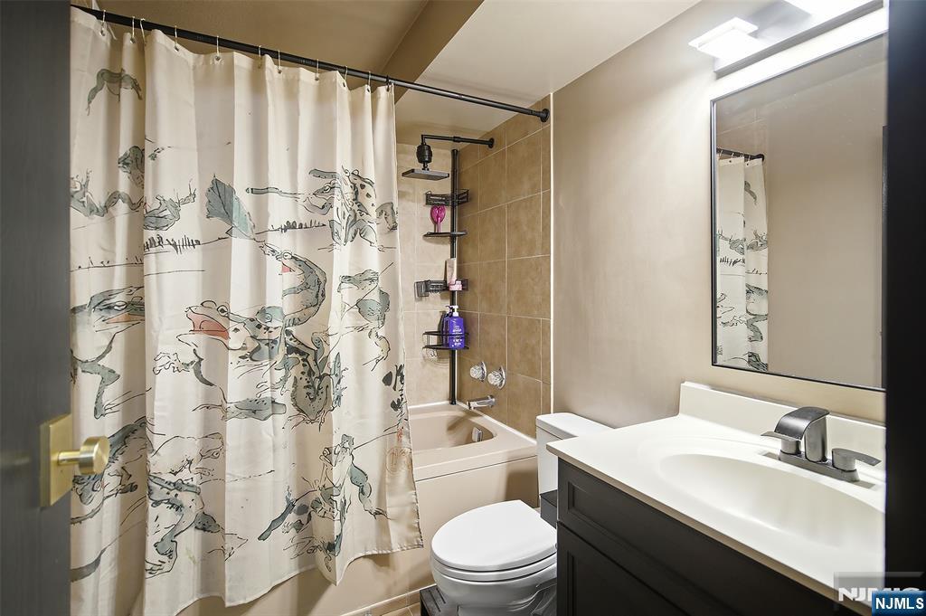 326 Prospect Avenue, Unit 5G Hackensack, NJ 07601 - Photo 18 of 24