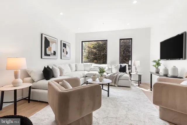 $789,900 | 271 Delmar Street, Philadelphia, PA 19128