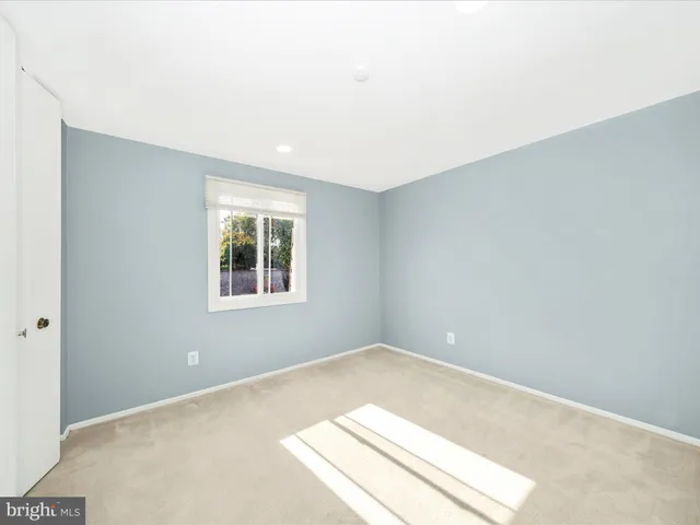 $445,000 | 10513 Cambridge Court, Montgomery Village, MD 20886