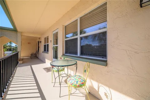 $120,000 | 11720 Park Boulevard North, Unit 302, Seminole, FL 33772