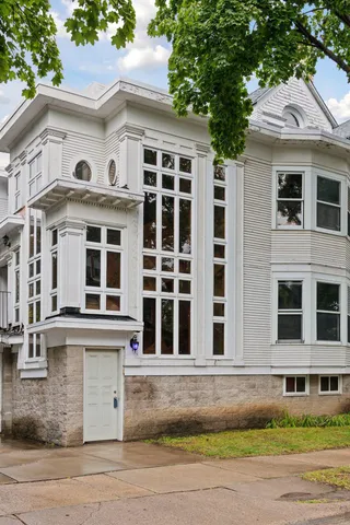 $739,900 | 1820 Colfax Avenue South, Minneapolis, MN 55403