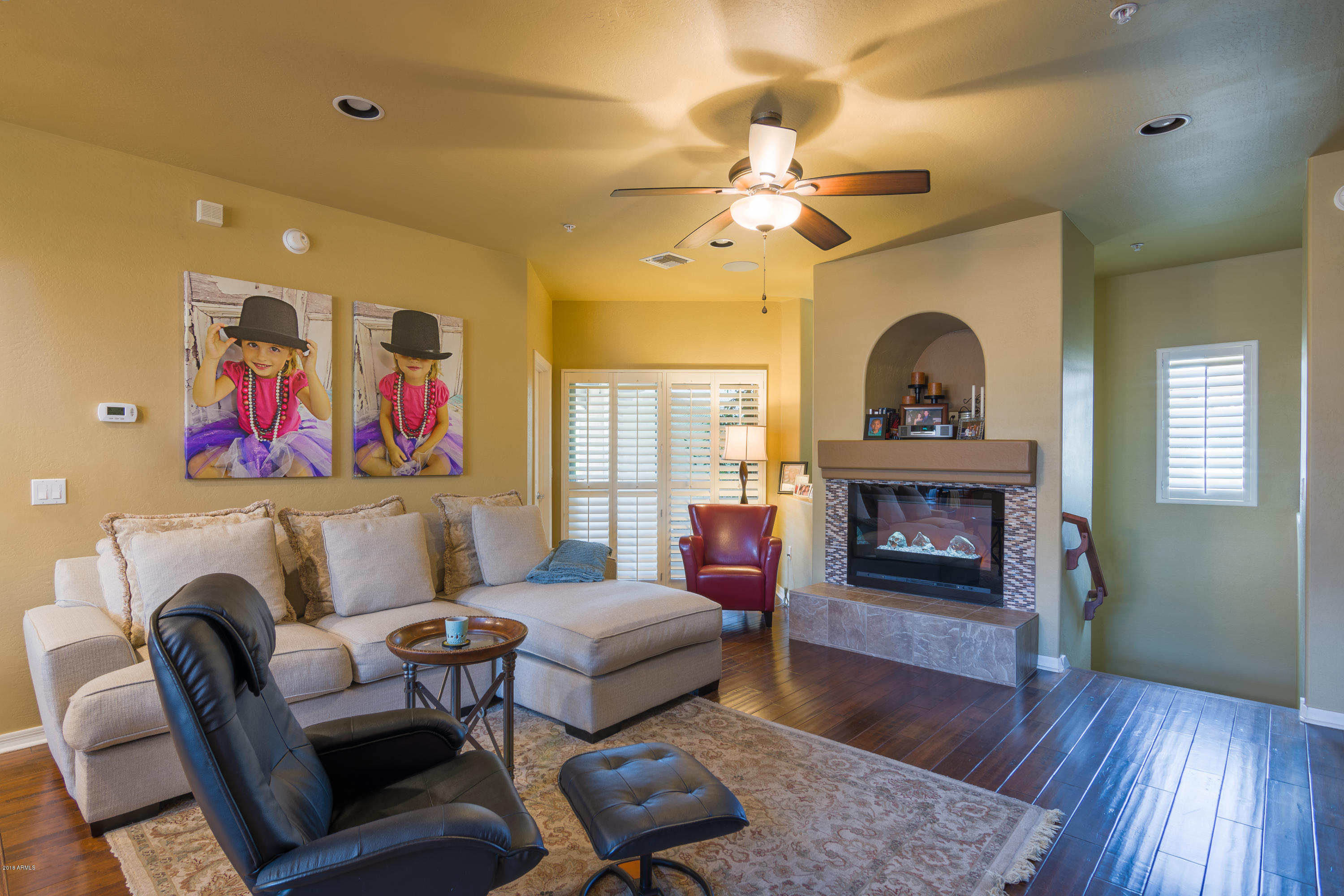3935 East Rough Rider Road, Unit 1090 Phoenix, AZ 85050 - Photo 3 of 41 Living Room