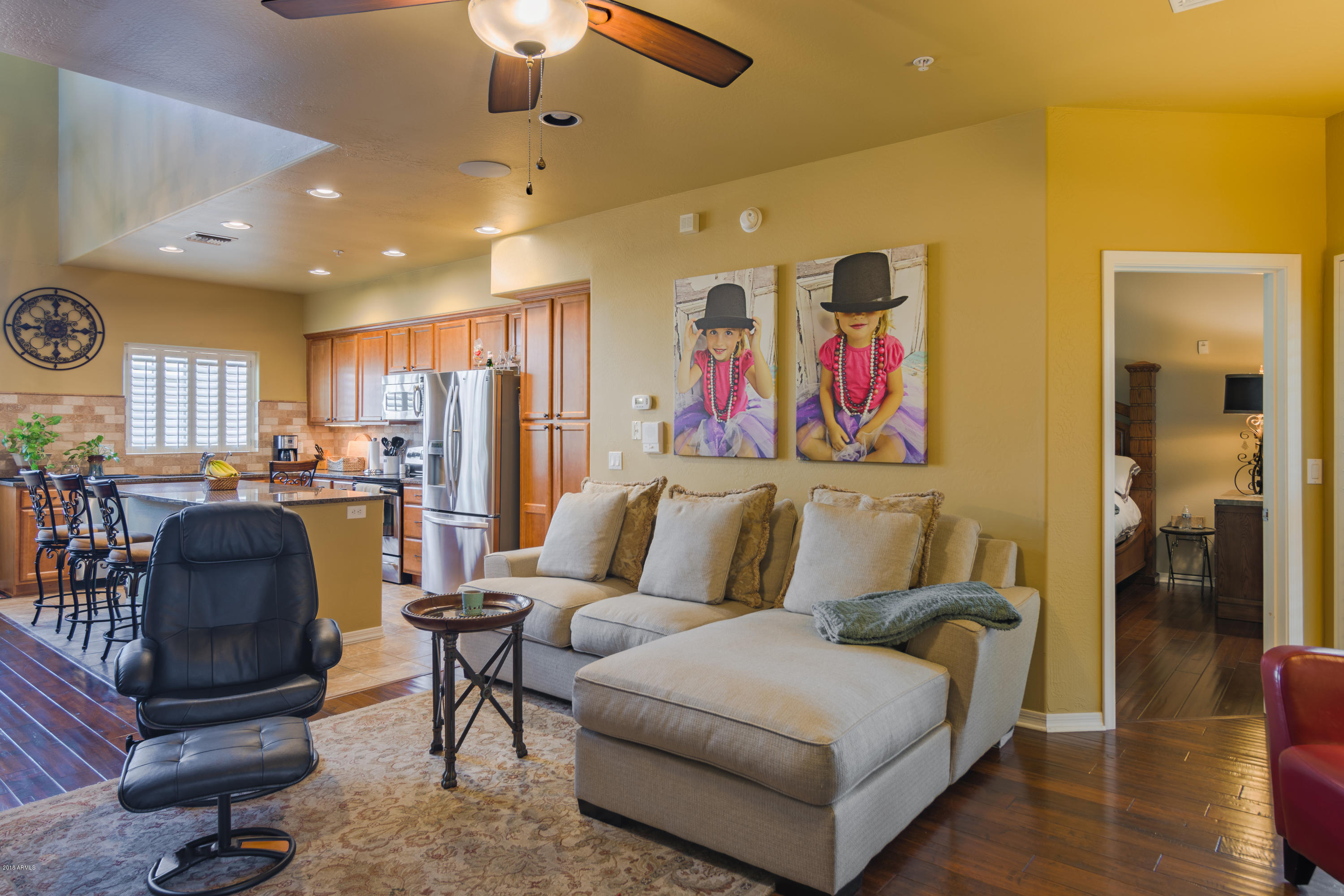 3935 East Rough Rider Road, Unit 1090 Phoenix, AZ 85050 - Photo 4 of 41 Living Room