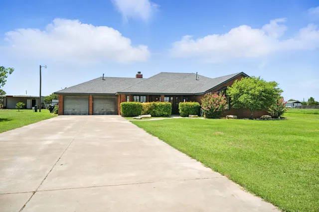 $499,900 | 20810 County Road 2340, Lubbock, TX 79423