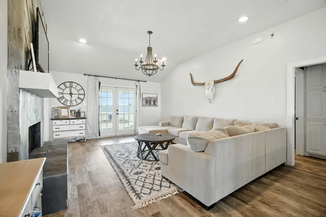 $499,900 | 20810 County Road 2340, Lubbock, TX 79423