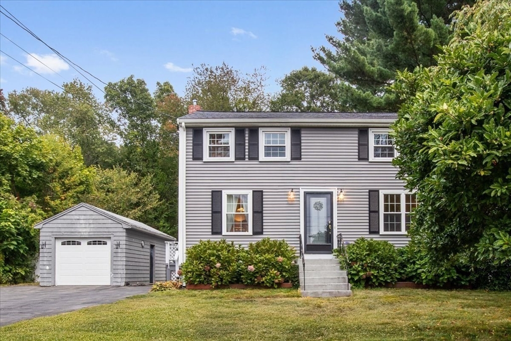 17 Anchorage Road Franklin, MA 02038 - Photo 3 of 40 Gallery Image 3