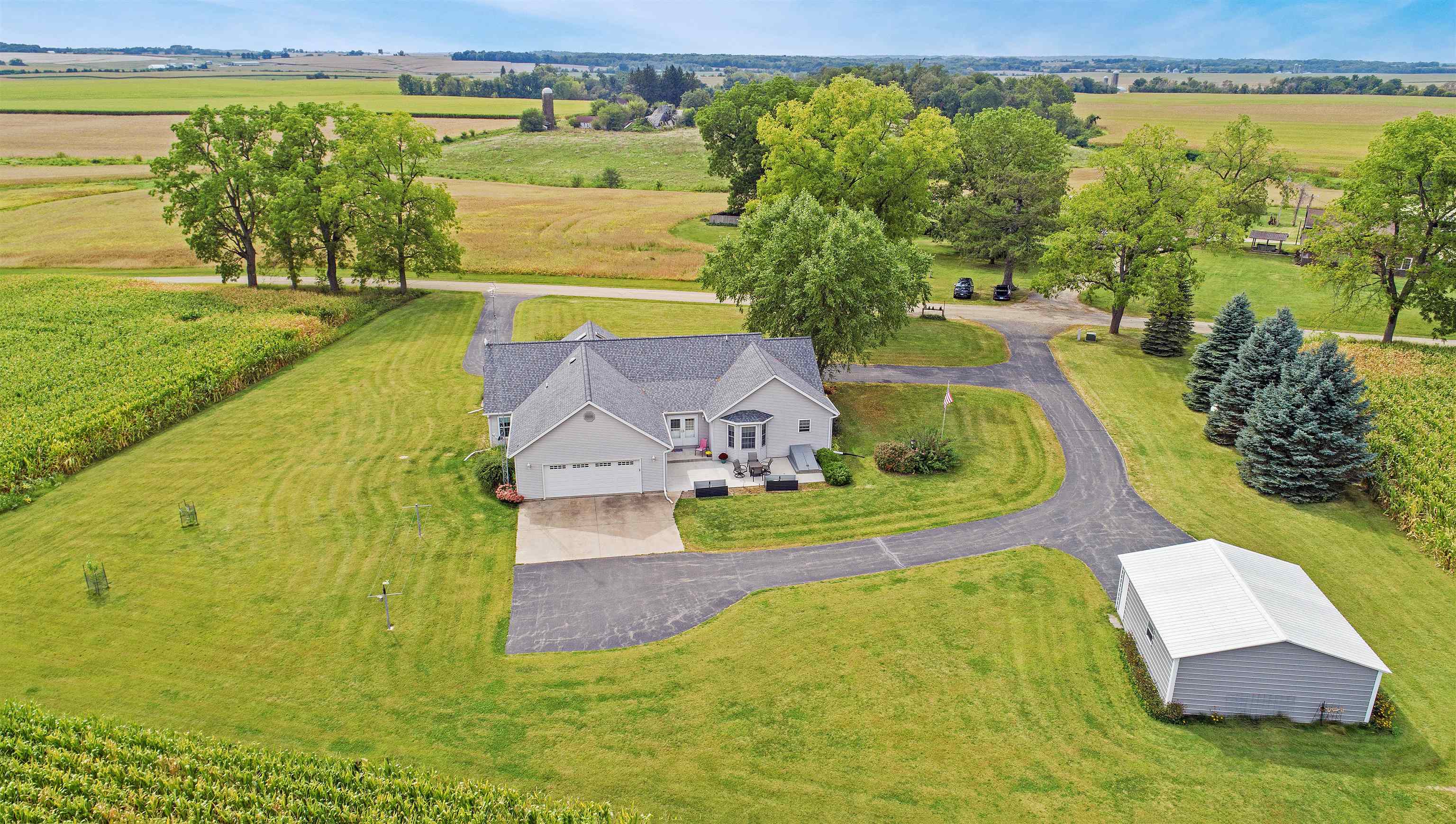 7821 Oakville Road Mount Carroll, IL 61053 - Photo 37 of 50 a view of a swimming pool with an ocean view