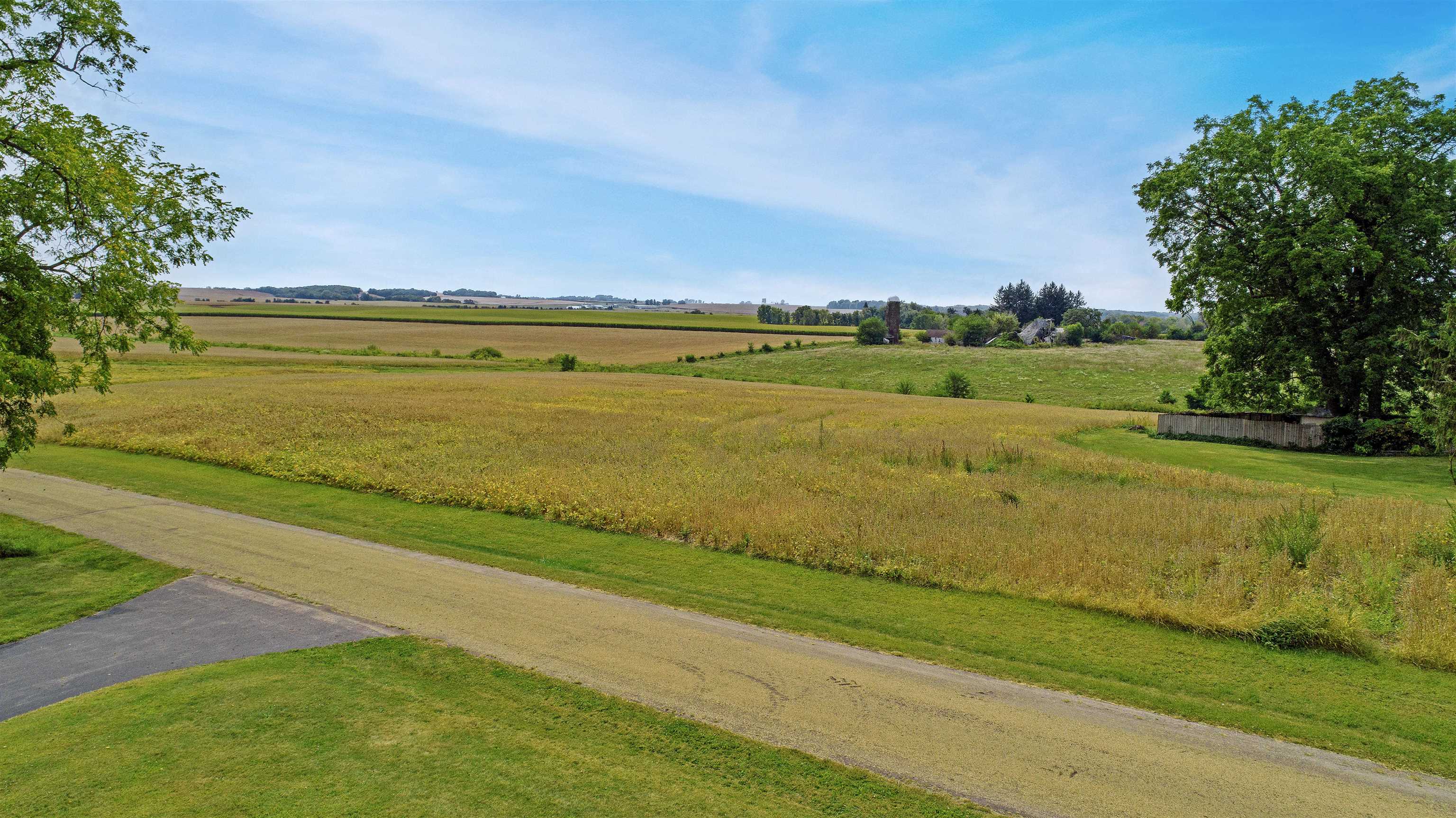 7821 Oakville Road Mount Carroll, IL 61053 - Photo 38 of 50