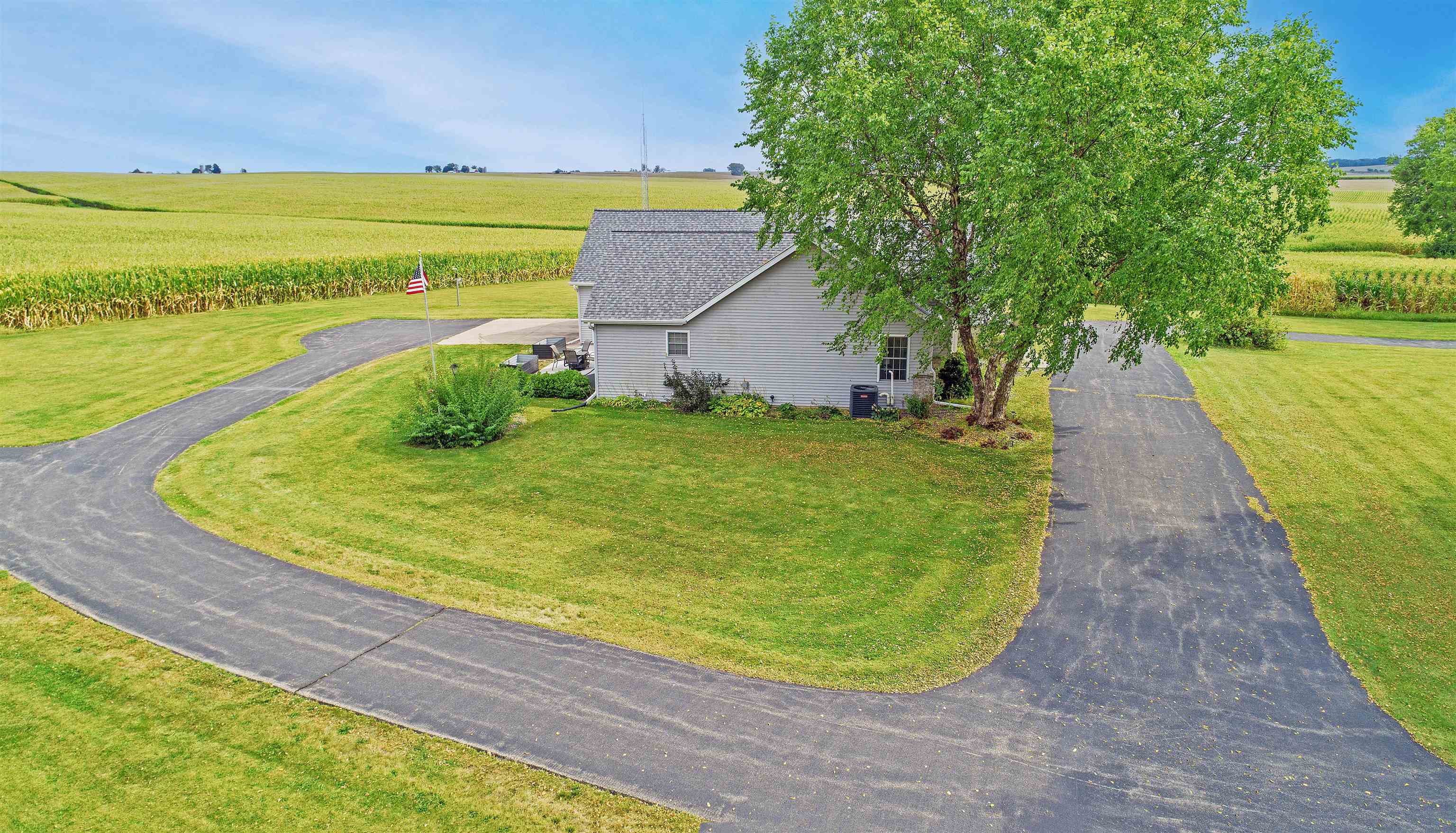 7821 Oakville Road Mount Carroll, IL 61053 - Photo 43 of 50 a view of a swimming pool with a yard
