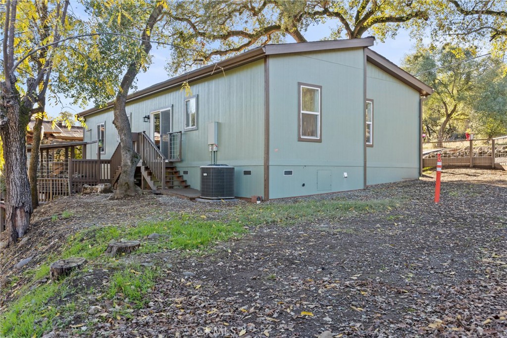 12656 Centerville Road Chico, CA 95928 - Photo 4 of 45 Freshly Painted and Low-Maintenance