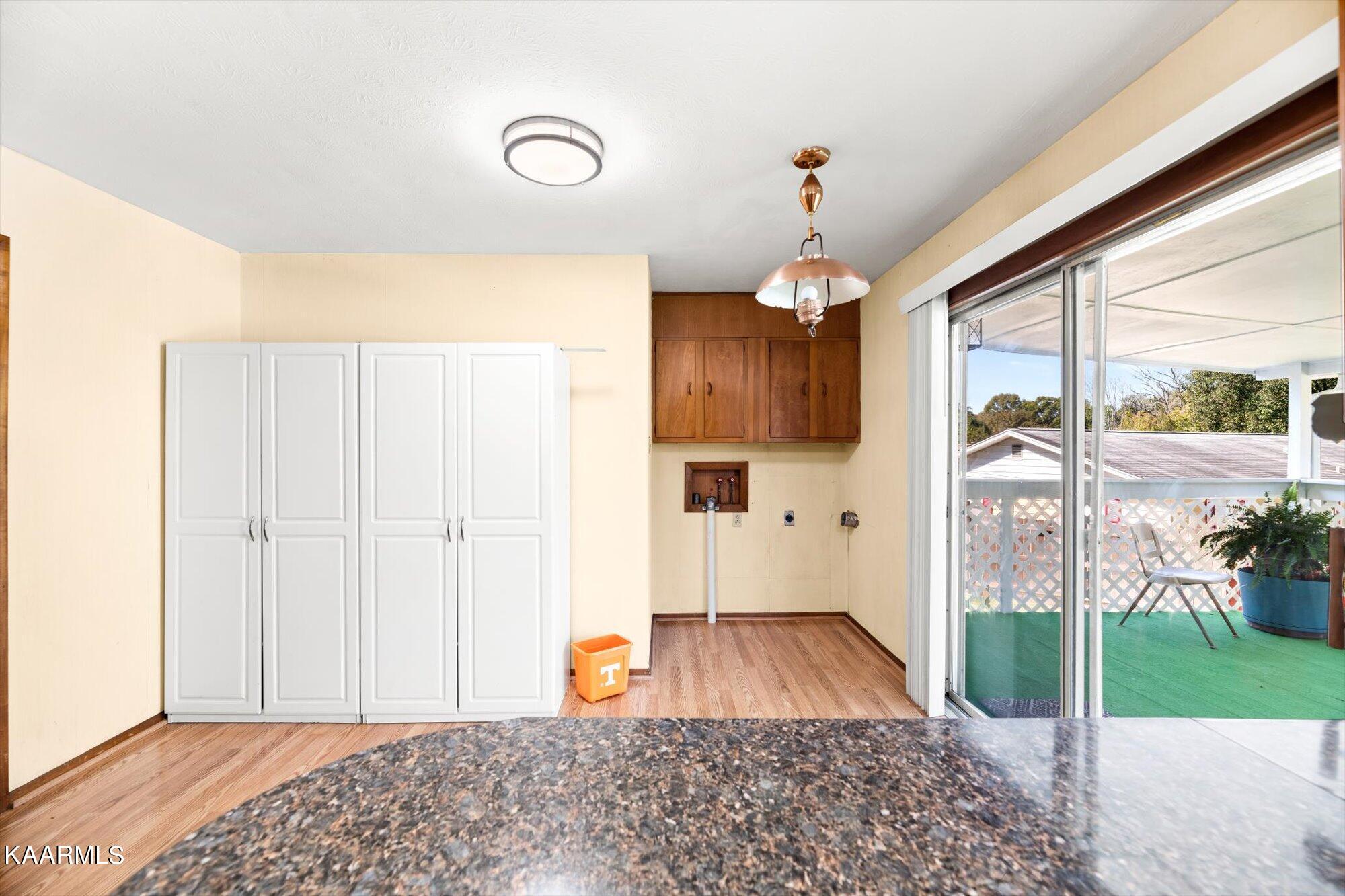 127 Manchester Road Oak Ridge, TN 37830 - Photo 11 of 26 11-127-Manchester-Rd-Oak-Ridge-TN-11