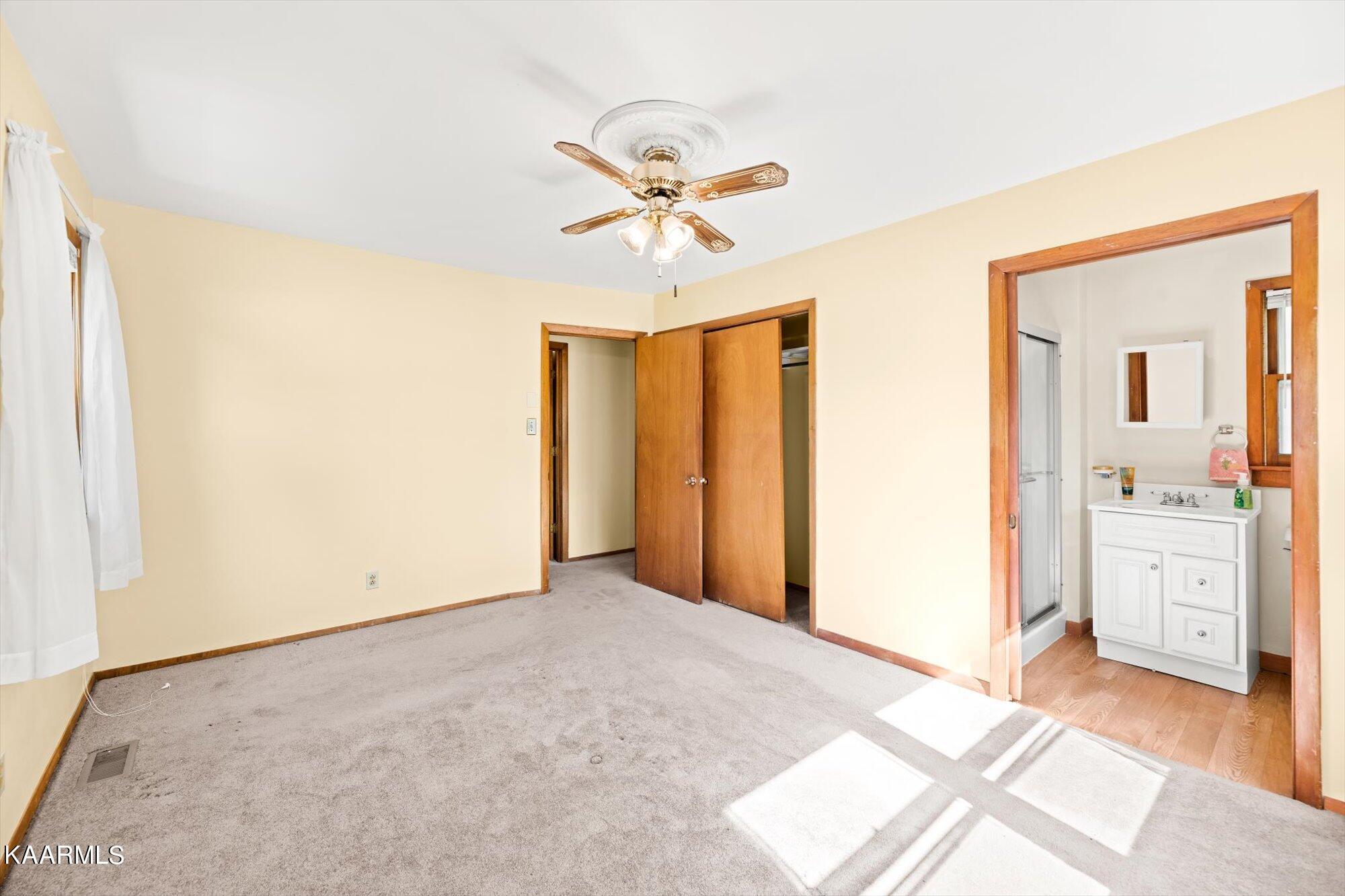 127 Manchester Road Oak Ridge, TN 37830 - Photo 13 of 26 13-127-Manchester-Rd-Oak-Ridge-TN-13