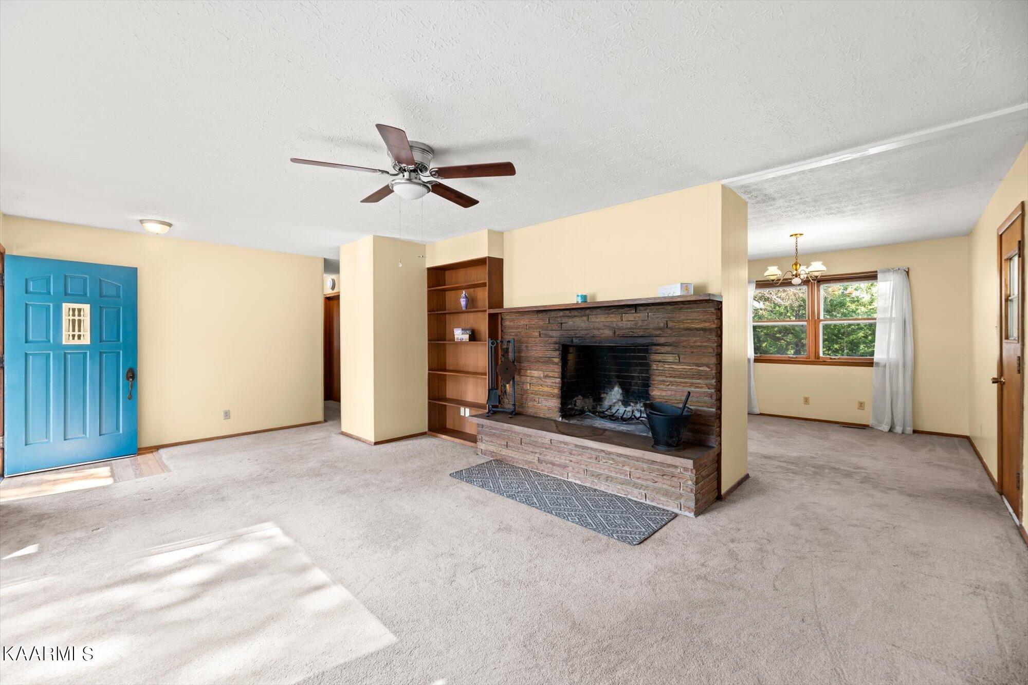 127 Manchester Road Oak Ridge, TN 37830 - Photo 3 of 26 03-127-Manchester-Rd-Oak-Ridge-TN-3