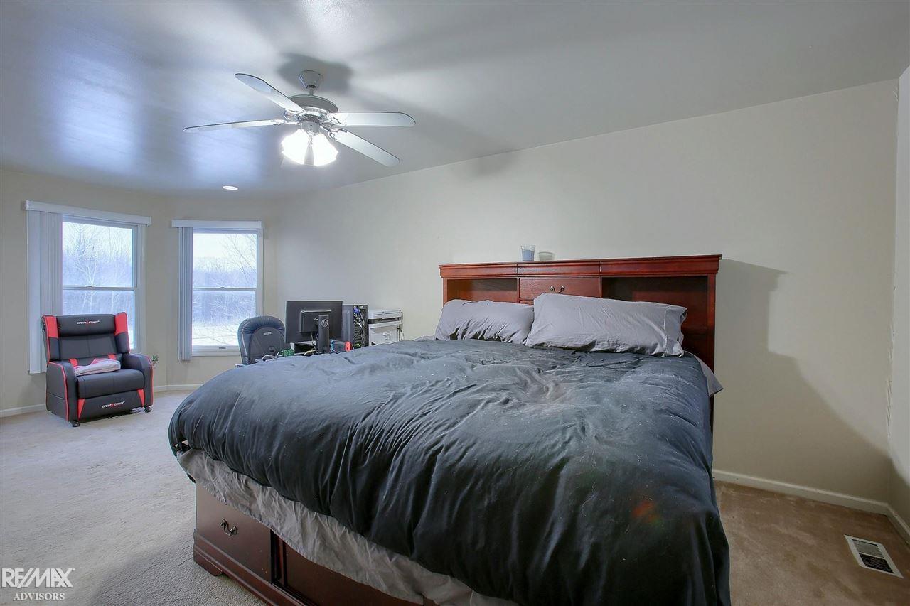 1323 Mayer Road St. Clair, MI 48079 - Photo 16 of 32 50064195-15.JPG