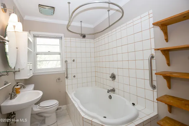 $599,000 | 264 East Indiana Avenue, Southern Pines, NC 28387