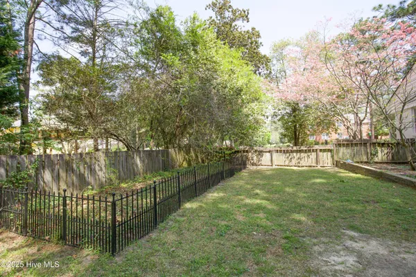 $575,000 | 264 East Indiana Avenue, Southern Pines, NC 28387