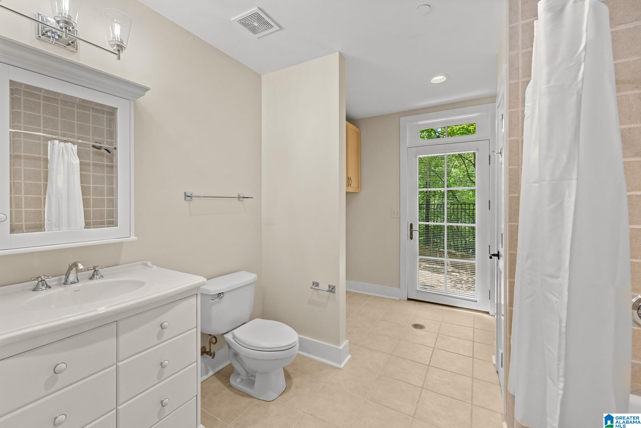 2055 Ridge Lake Drive Birmingham, AL 35244 - Photo 59 of 99
