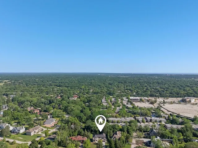 $2,099,900 | 1744 Walnut Circle, Northbrook, IL 60062