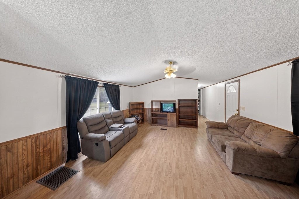 10848 Coffee Road Morven, GA 31638 - Photo 11 of 38 Gallery Image 11