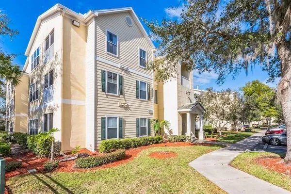 $2,100 | 18565 Bridle Club Drive, Unit 18565, Tampa, FL 33647