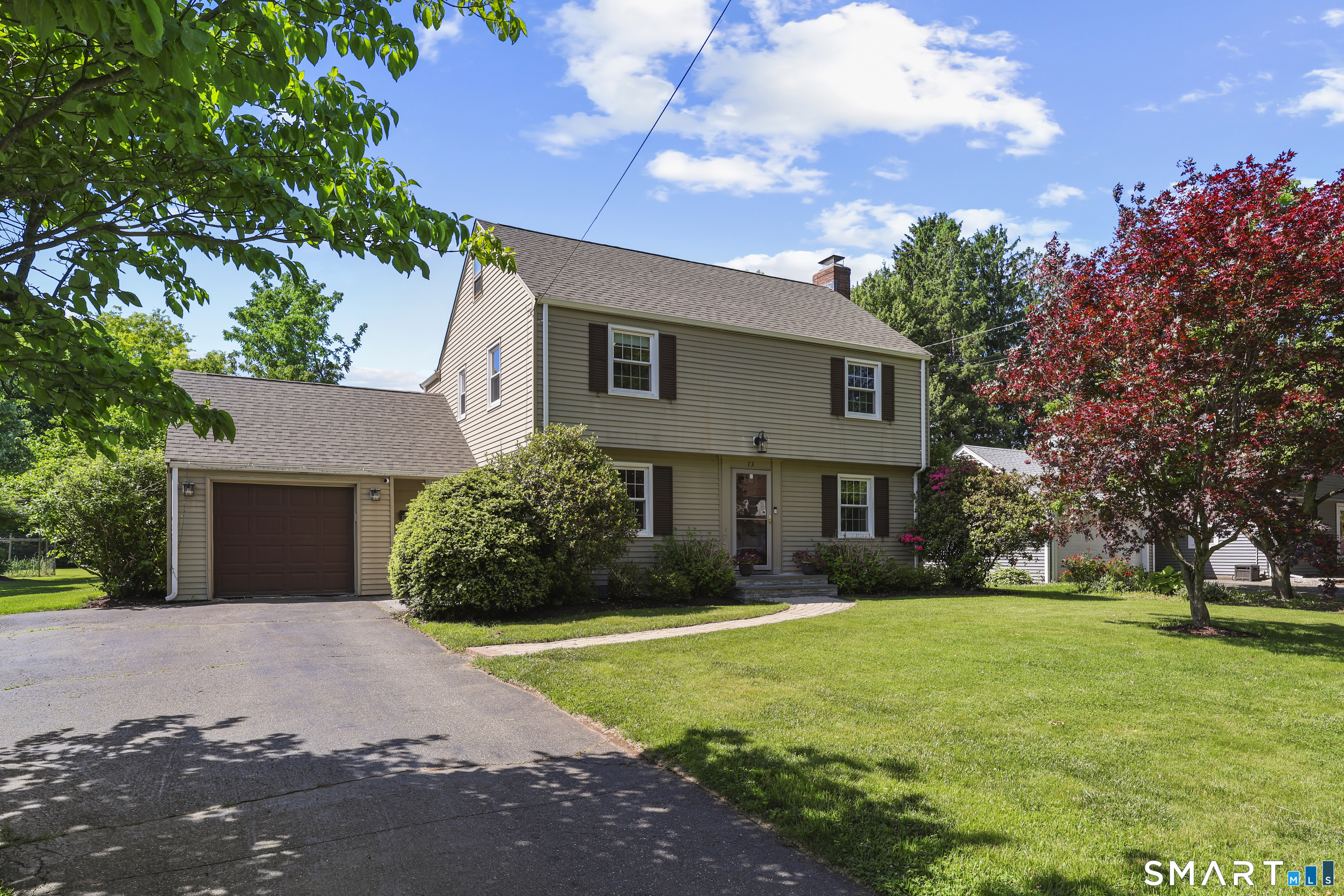 73 Longlane Road West Hartford, CT 06117 - Photo 3 of 30