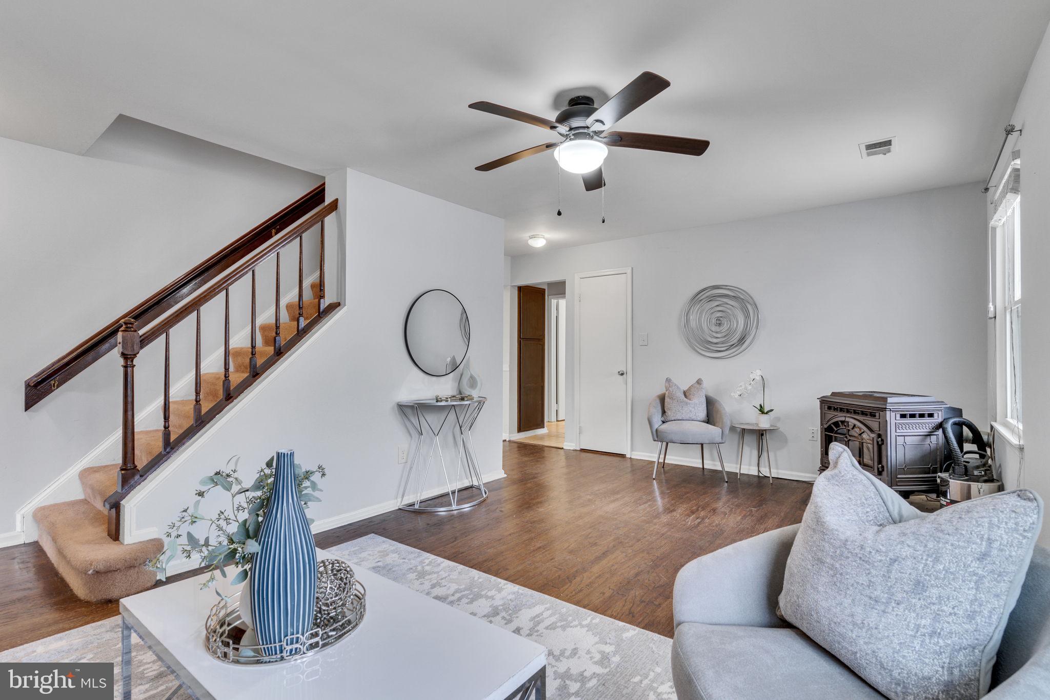 9216 Spring Acres Road Clinton, MD 20735 - Photo 2 of 36