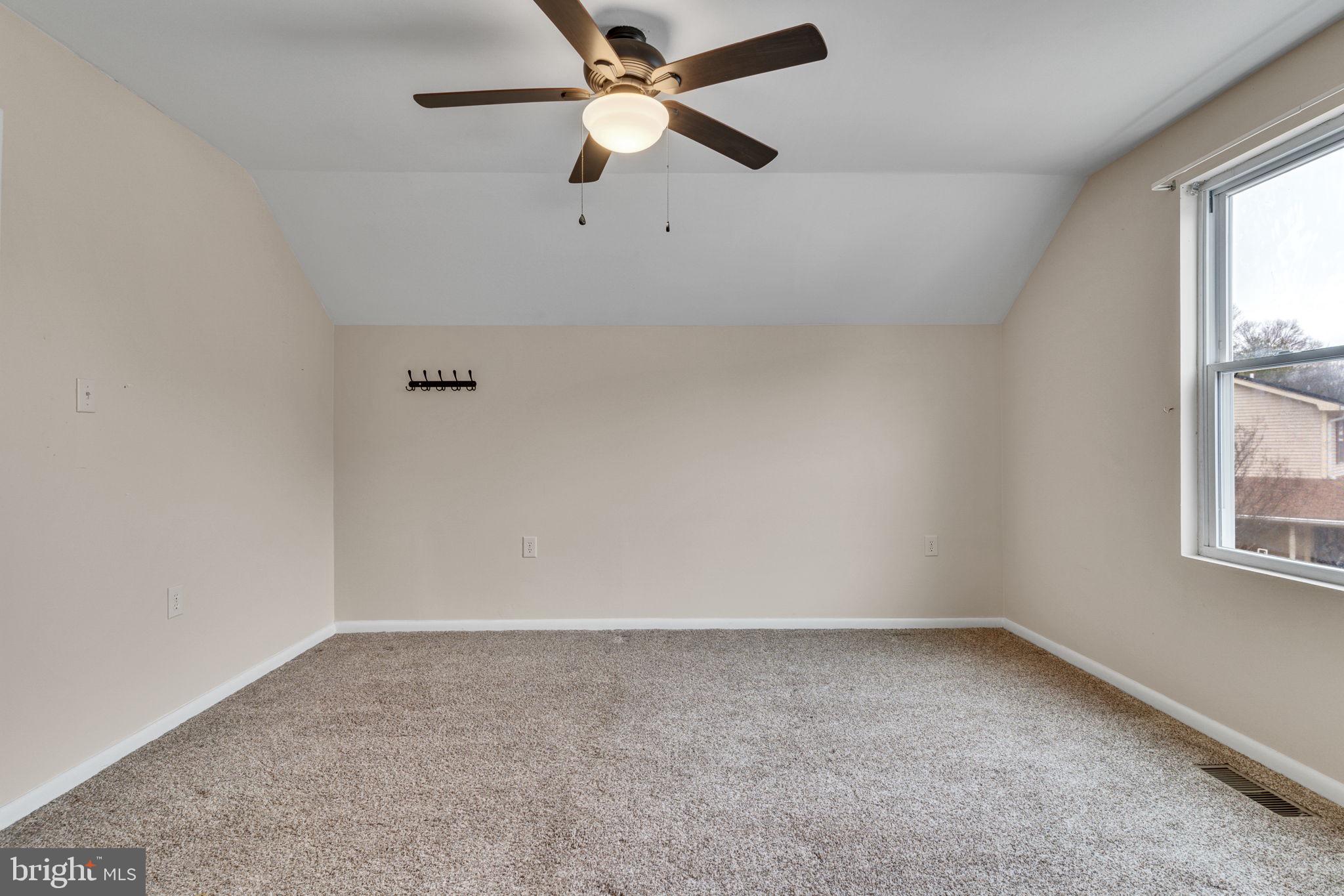 9216 Spring Acres Road Clinton, MD 20735 - Photo 23 of 36