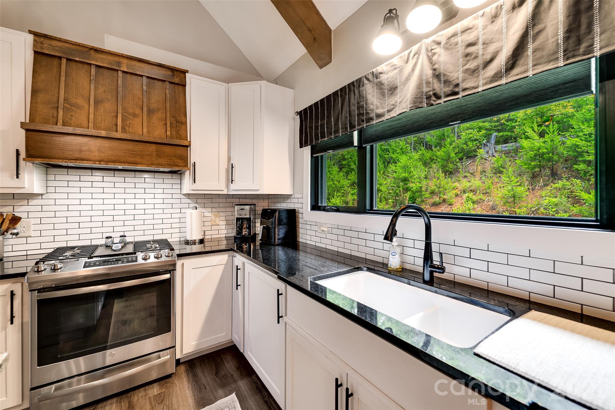 275 Rivers Whisper Lane Franklin, NC 28734 - Photo 17 of 48