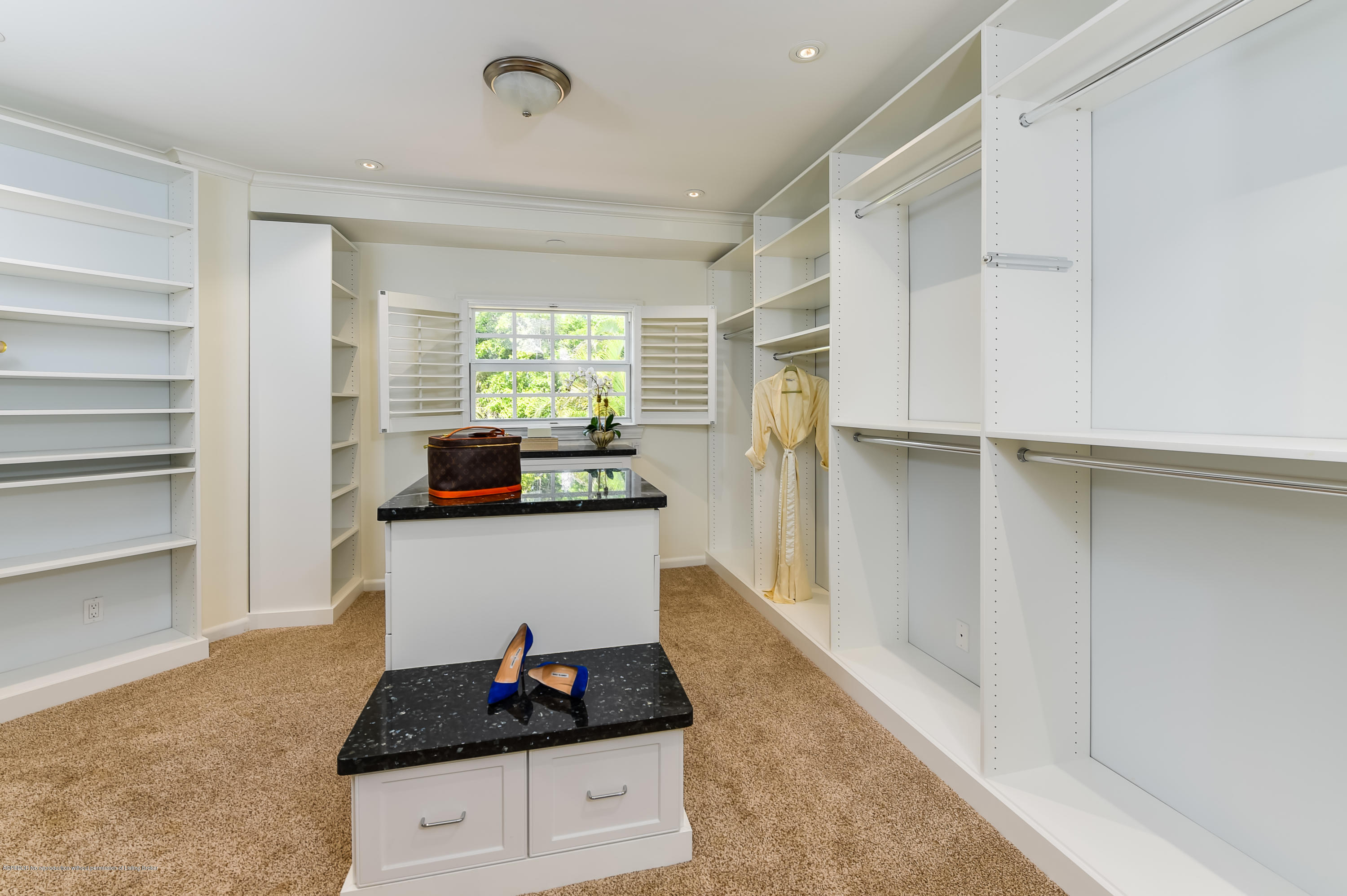 113 Kings Road Palm Beach, FL 33480 - Photo 13 of 23 Walk-in Closet