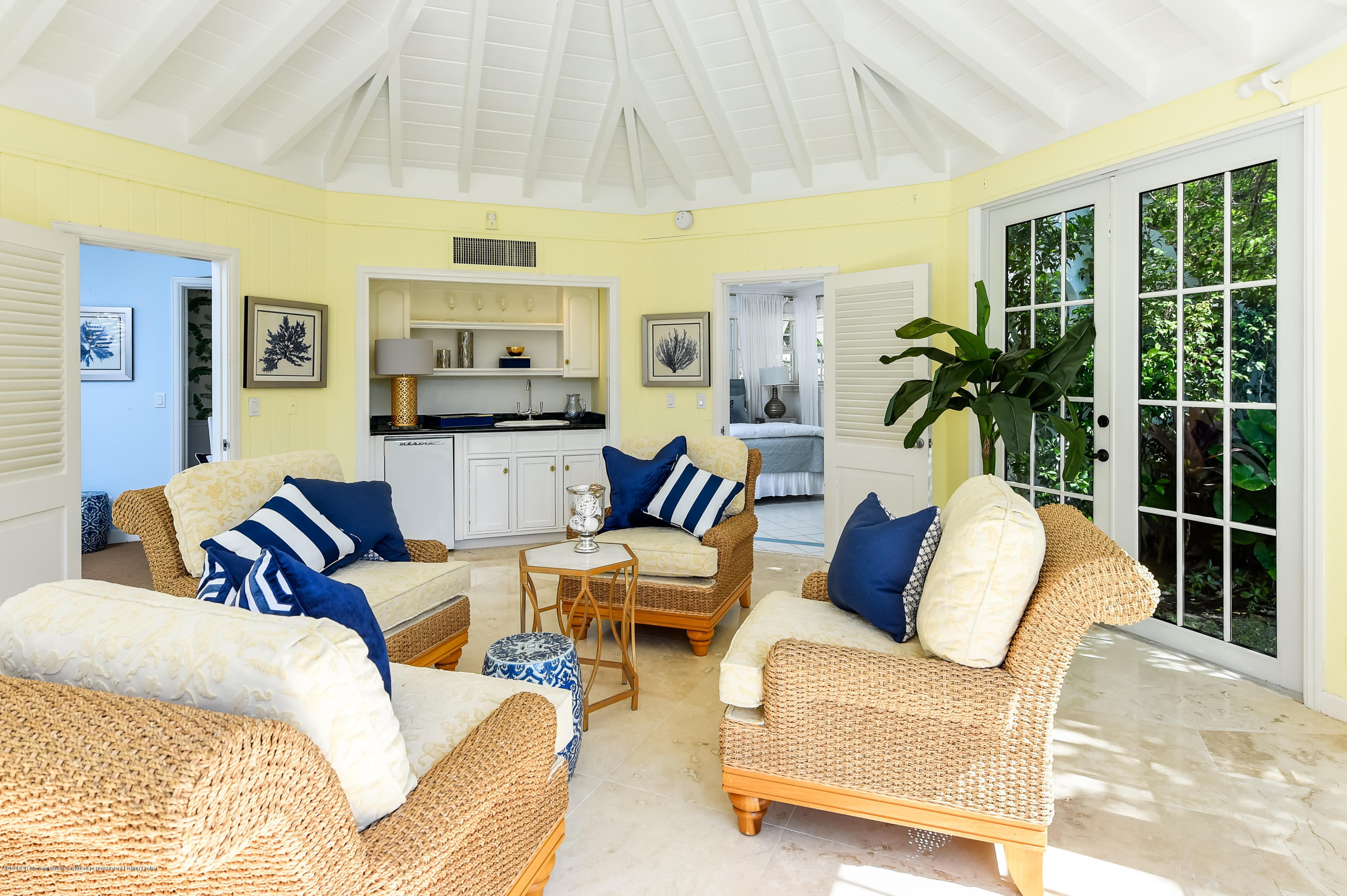 113 Kings Road Palm Beach, FL 33480 - Photo 16 of 23 Guest House