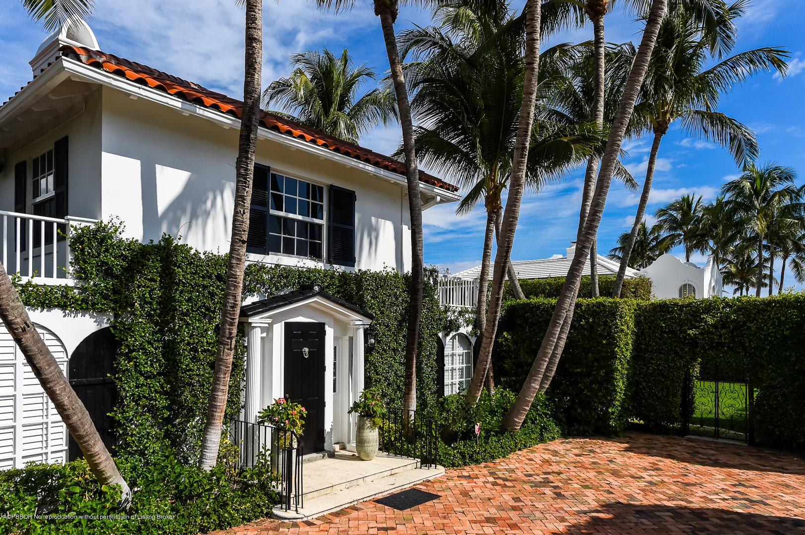 113 Kings Road Palm Beach, FL 33480 - Photo 19 of 23 Front Exterior