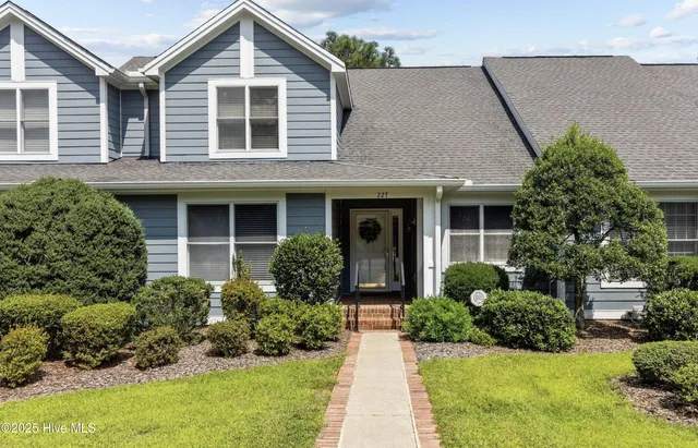 $370,000 | 227 Knoll Road, Southern Pines, NC 28387