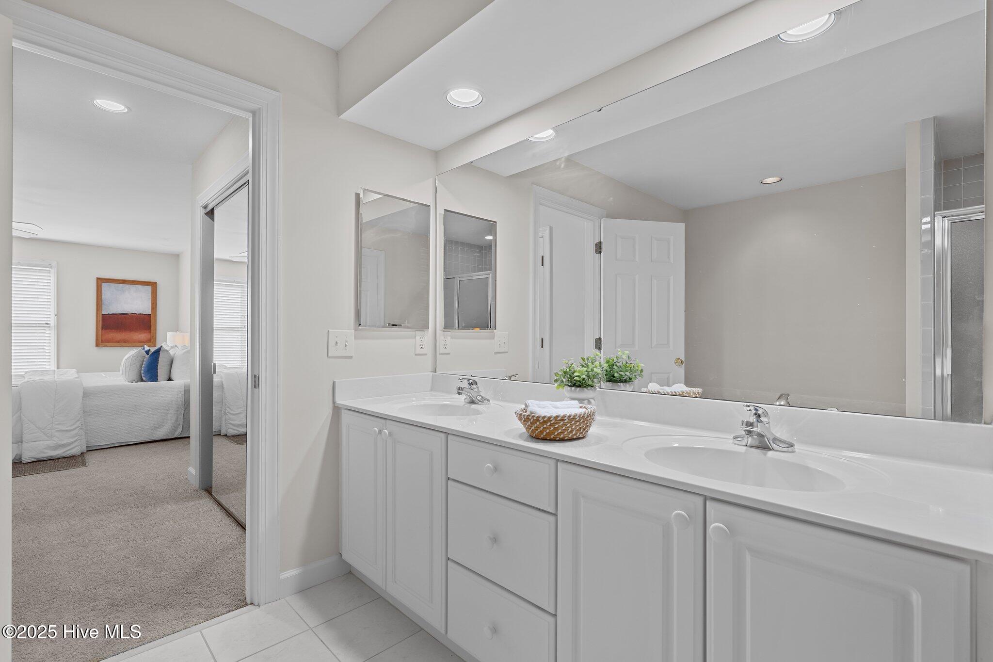 227 Knoll Road Southern Pines, NC 28387 - Photo 12 of 23 Primary Bathroom