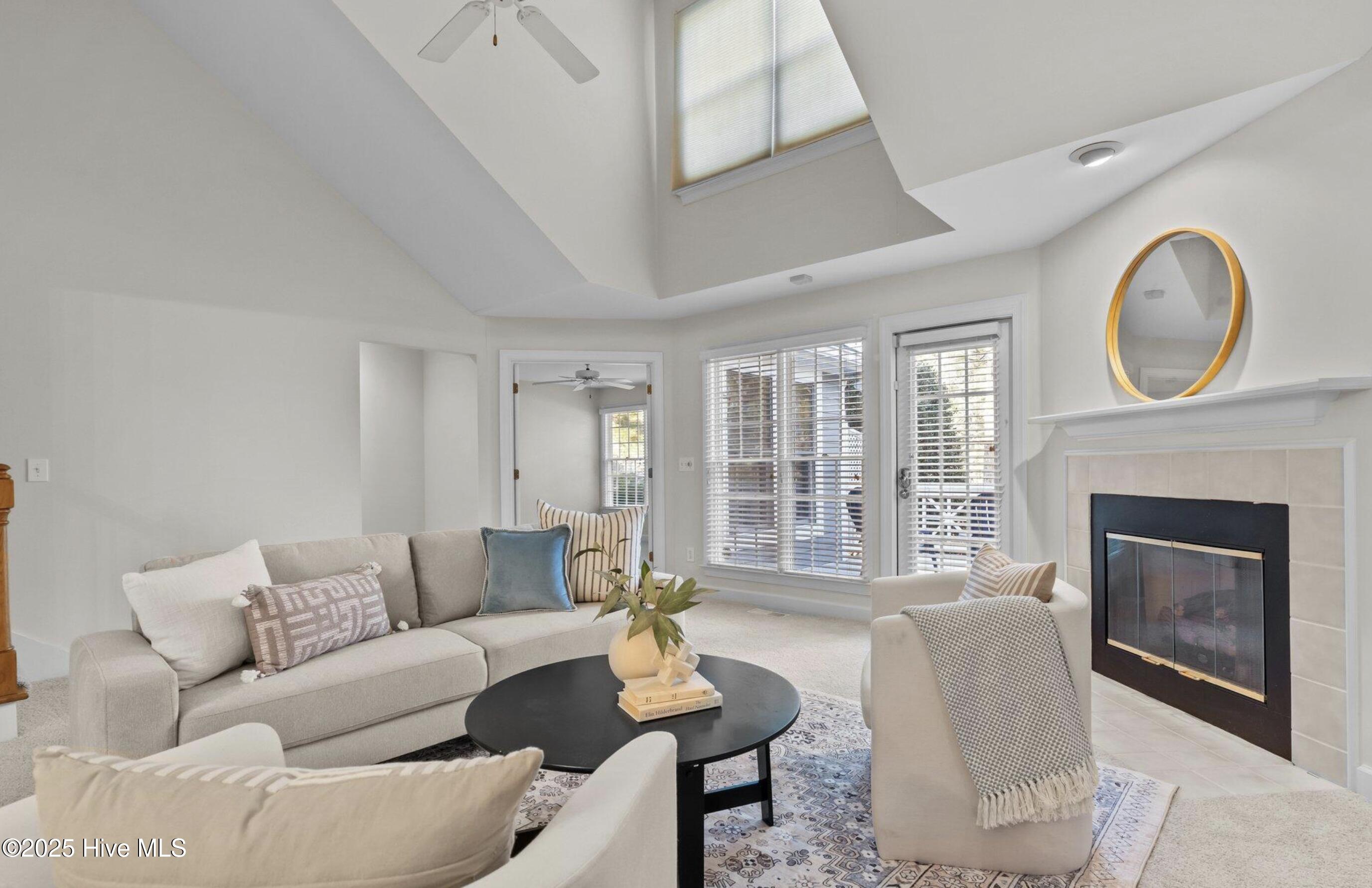 227 Knoll Road Southern Pines, NC 28387 - Photo 16 of 23 Living Room