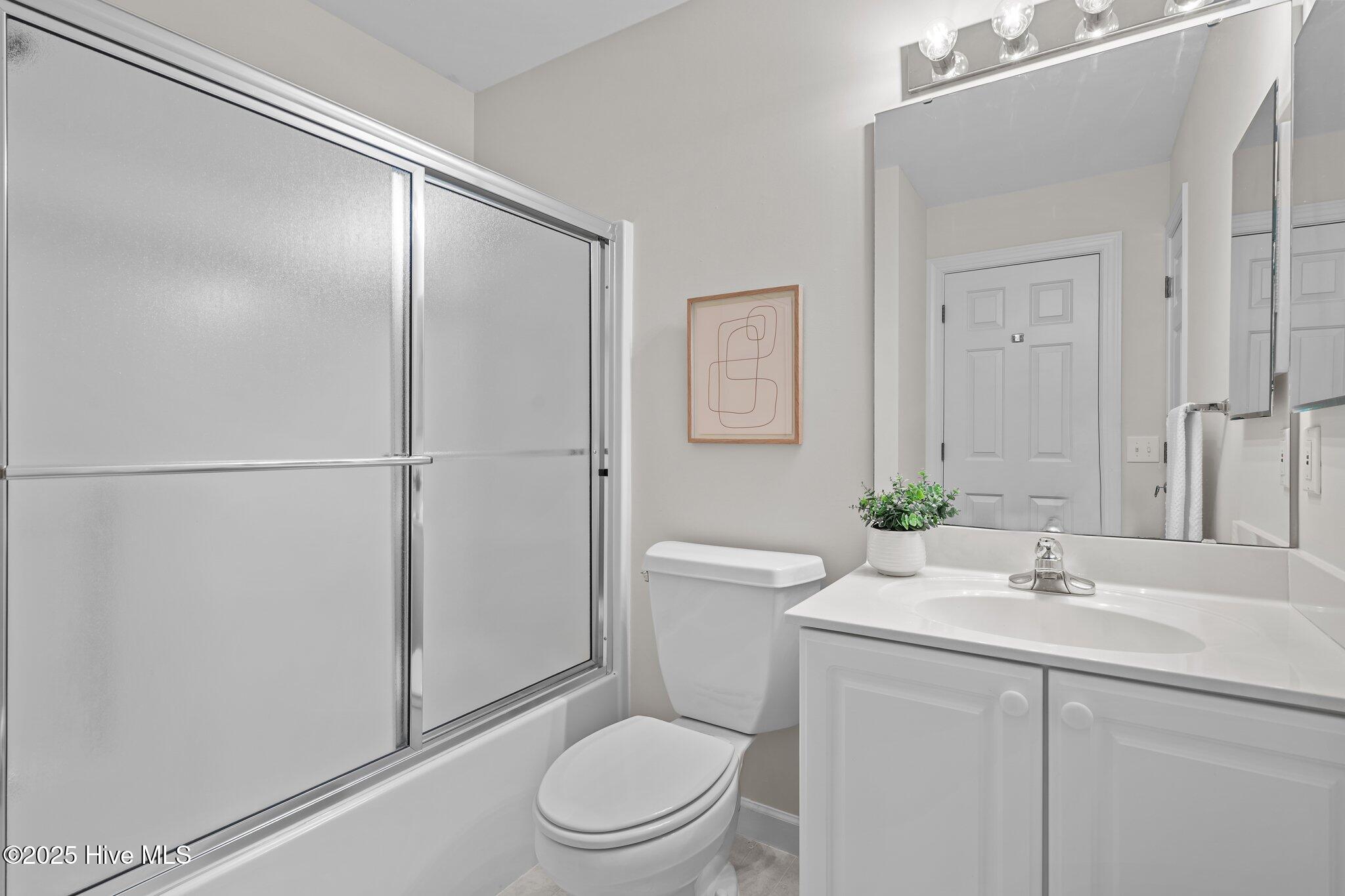 227 Knoll Road Southern Pines, NC 28387 - Photo 19 of 23 Full Bath