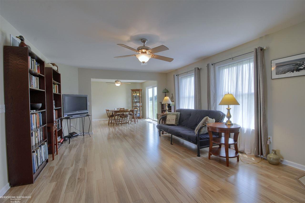 15055 Petz Road Capac, MI 48014 - Photo 13 of 34 Great Room 3rd View