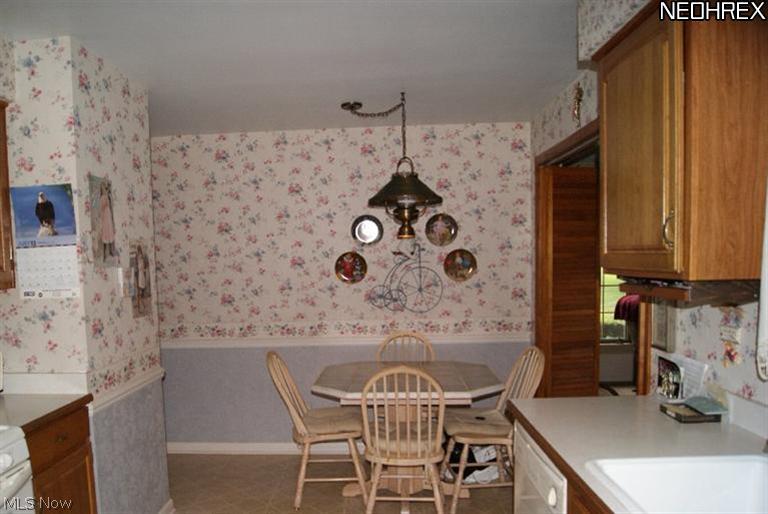3119 Shellhart Road Norton, OH 44203 - Photo 6 of 25 Gallery Image 6