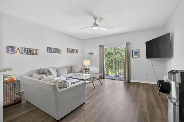 $300,000 | 310 Crestwood Circle, Unit 208, Royal Palm Beach, FL 33411