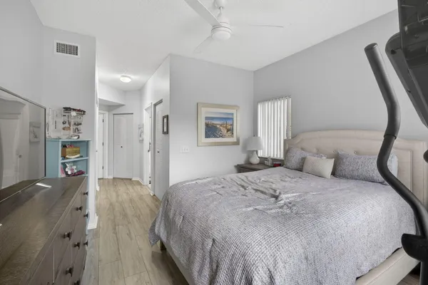 $300,000 | 310 Crestwood Circle, Unit 208, Royal Palm Beach, FL 33411