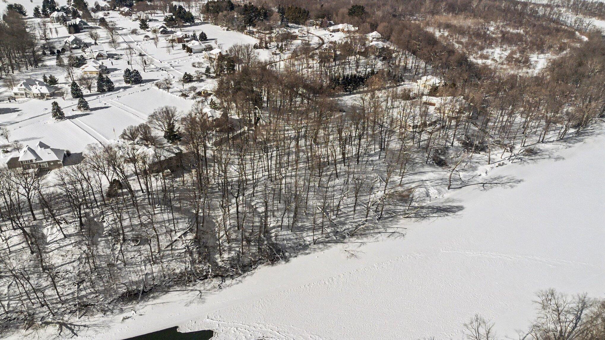 2348 Spring Arbor St. Joseph, MI 49085 - Photo 20 of 21 013_file_4925