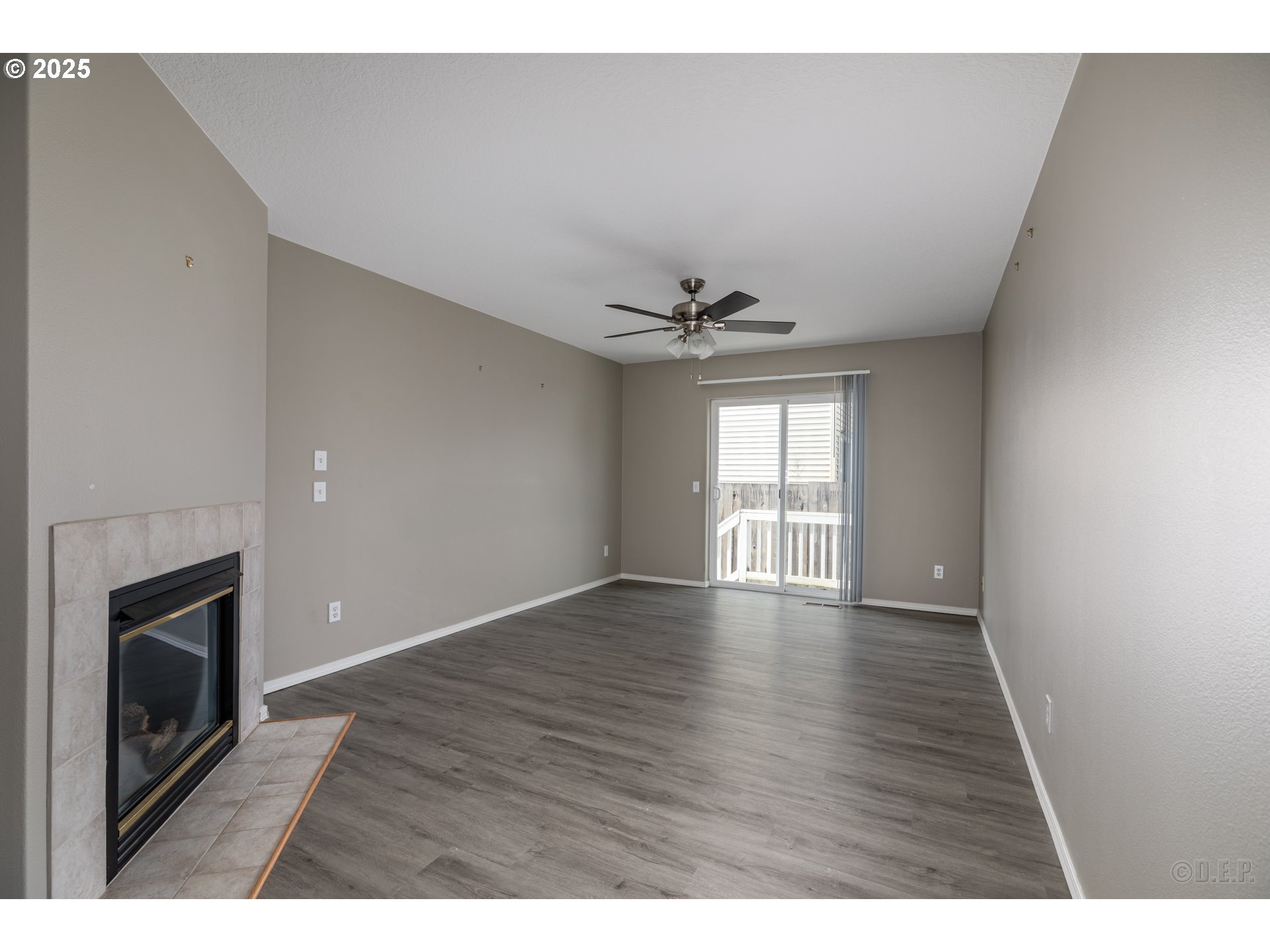 35447 Helen's Way St. Helens, OR 97051 - Photo 7 of 17 Family Room