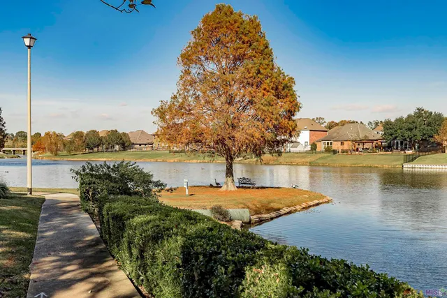 $199,000 | 2413 Shadowbrook Drive, Baton Rouge, LA 70816