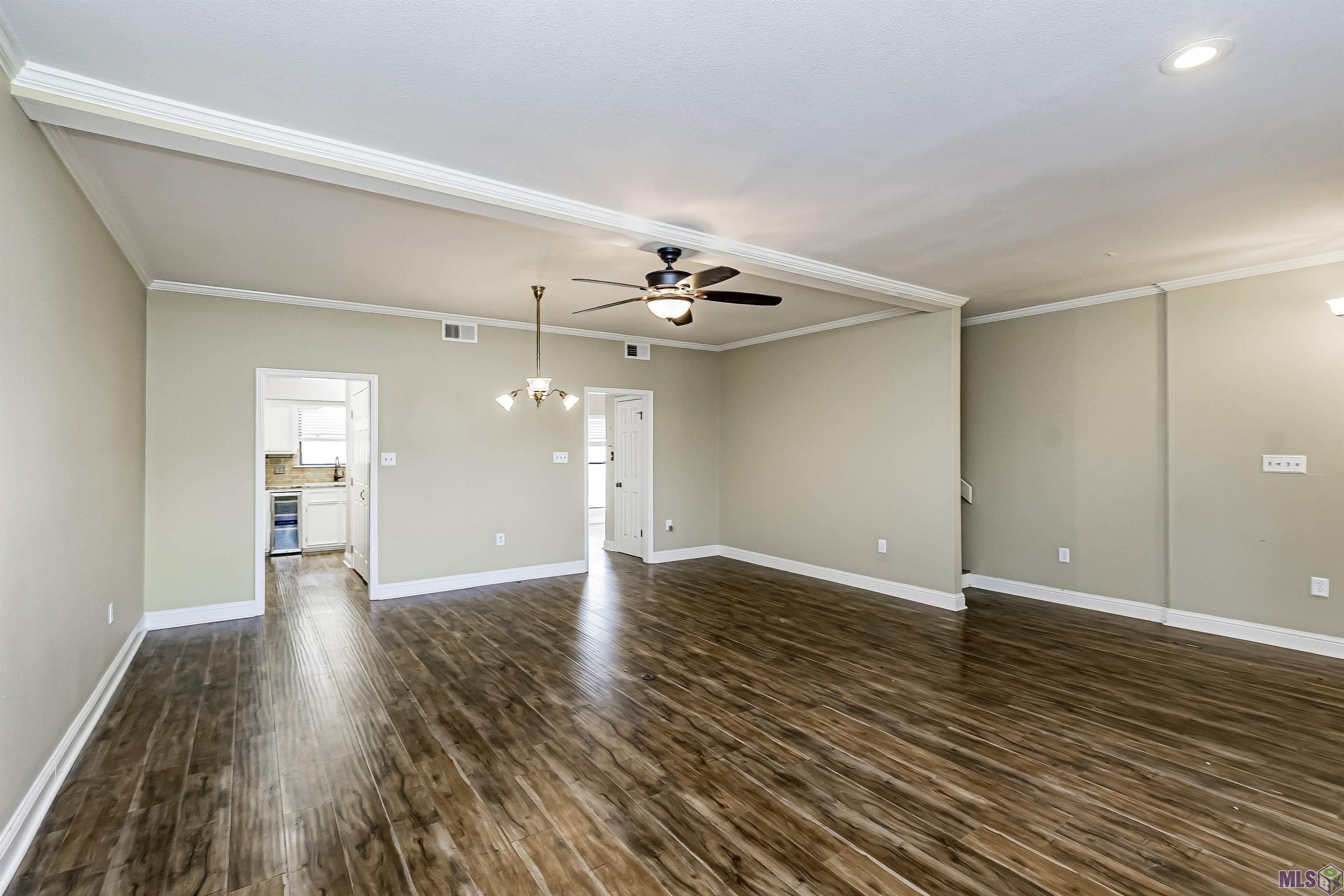 2413 Shadowbrook Drive Baton Rouge, LA 70816 - Photo 9 of 19