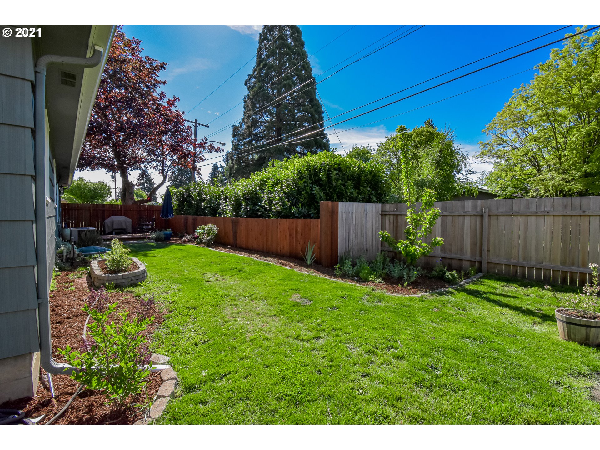 1620 Ridgefield Street Eugene, OR 97404 - Photo 12 of 32 Gallery Image 12