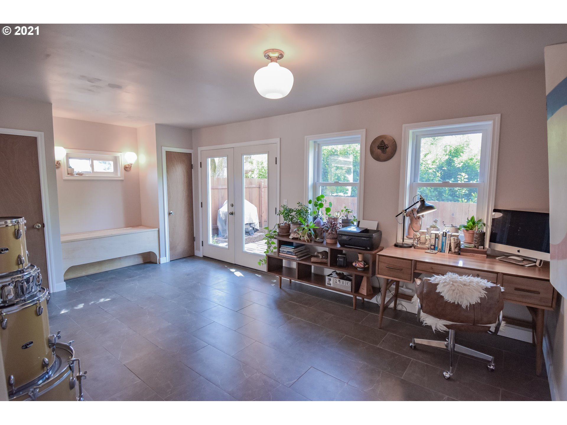 1620 Ridgefield Street Eugene, OR 97404 - Photo 14 of 32 Gallery Image 14