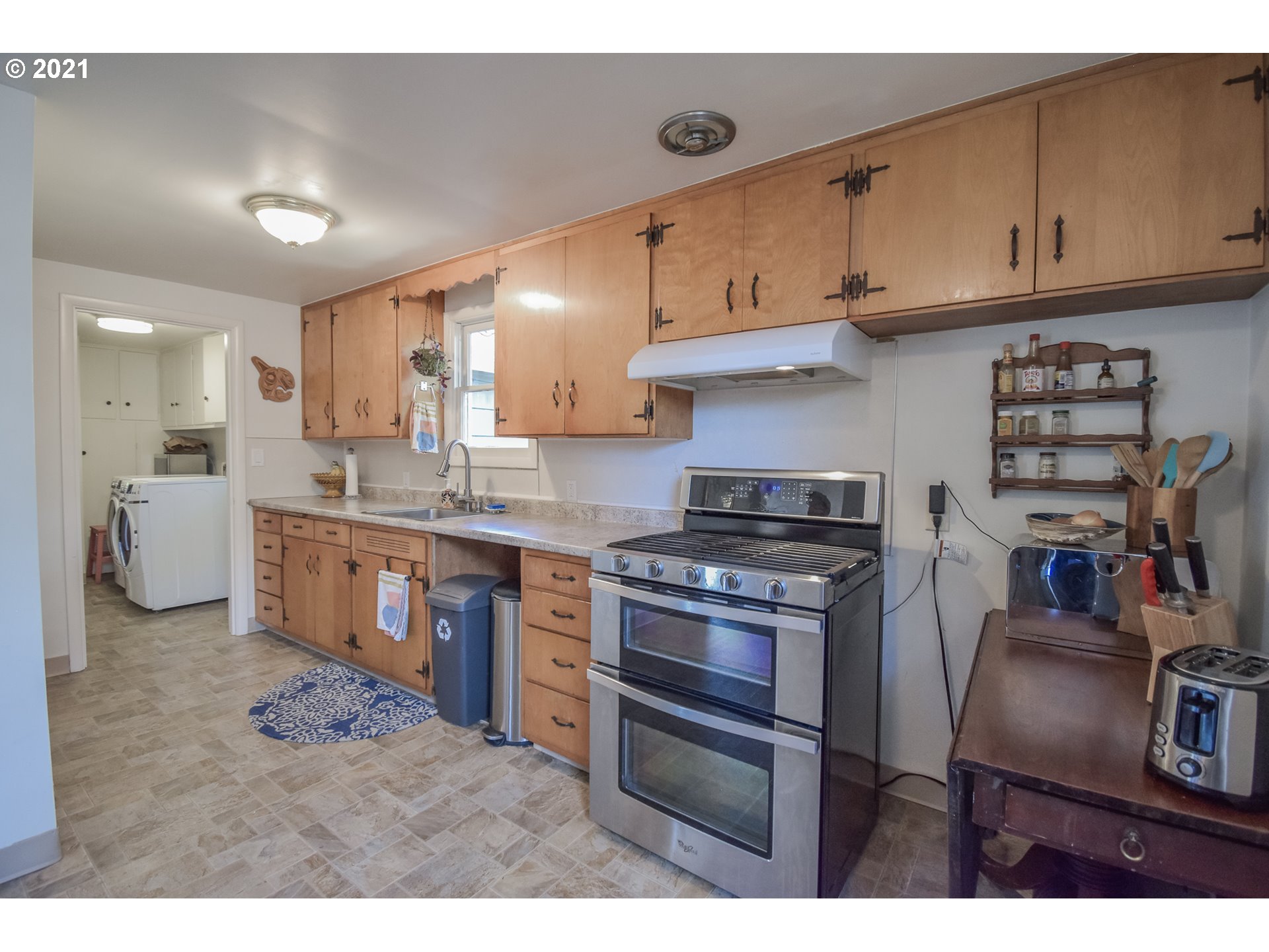 1620 Ridgefield Street Eugene, OR 97404 - Photo 20 of 32 Gallery Image 20