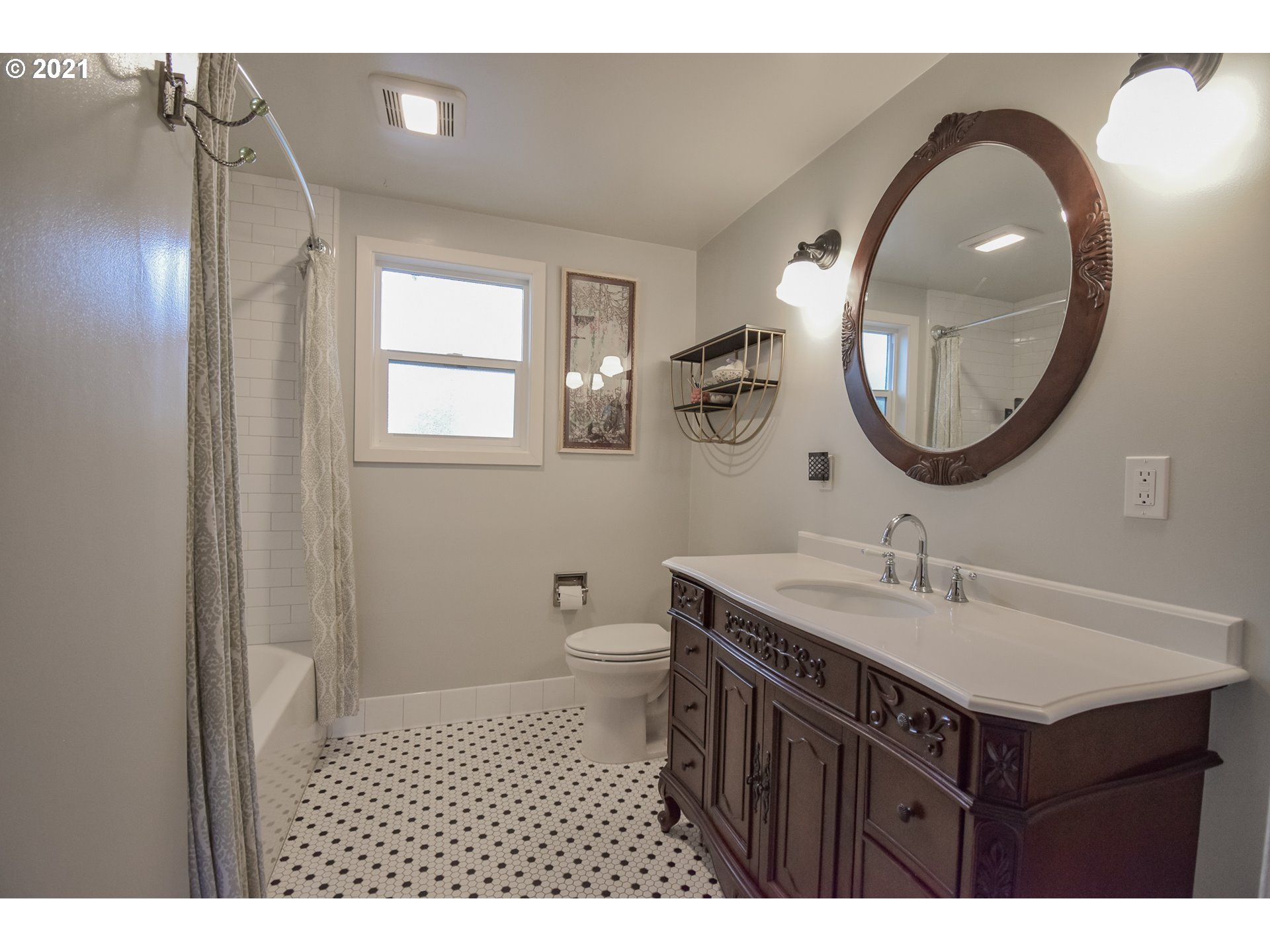 1620 Ridgefield Street Eugene, OR 97404 - Photo 31 of 32 Gallery Image 31